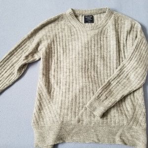 Abercrombie and Fitch Crewneck Ribbed Sweater